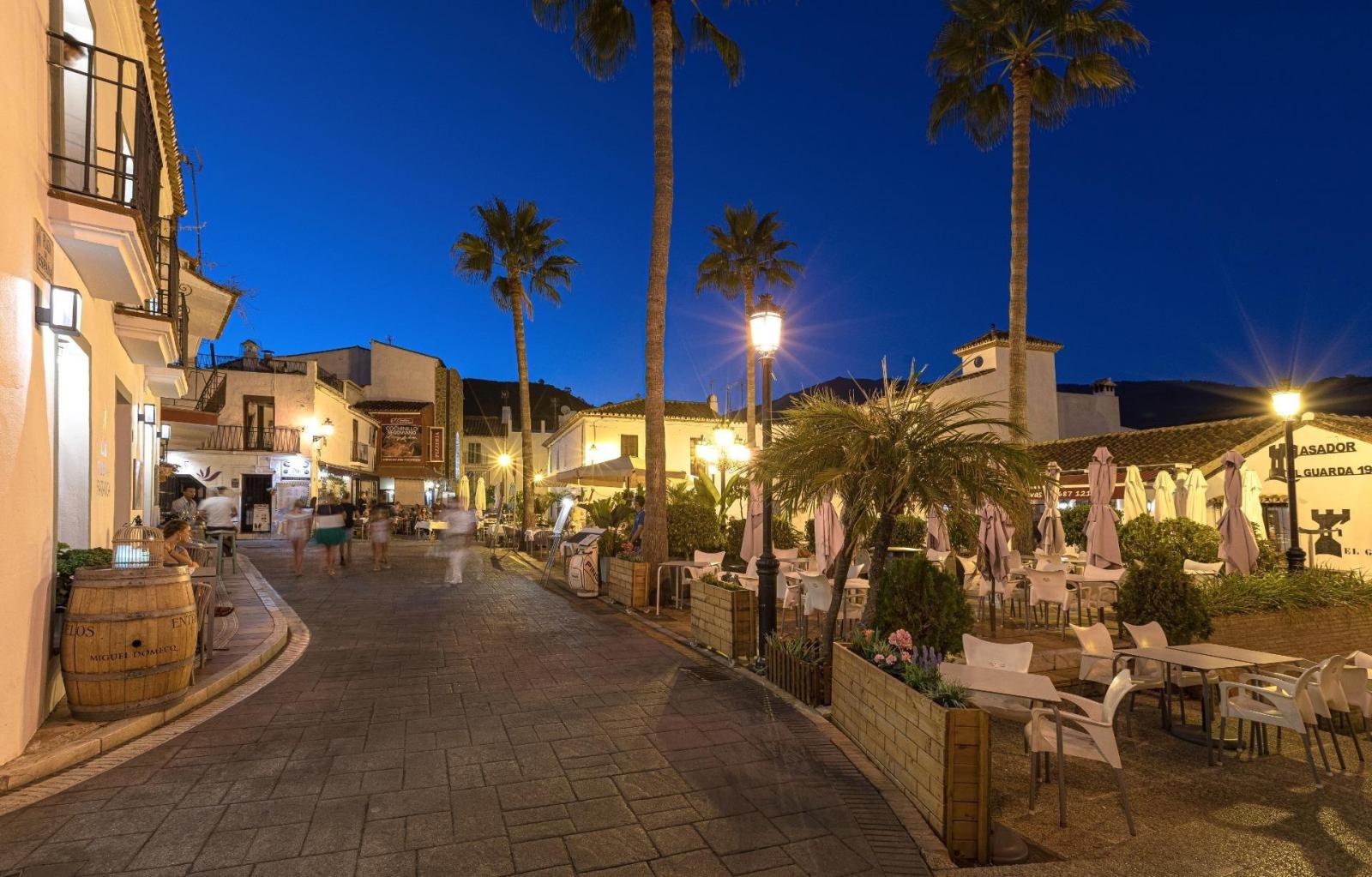 Apartment for Sale in Benahavís