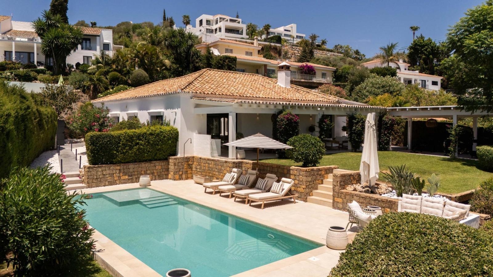 Villa for Sale in Estepona