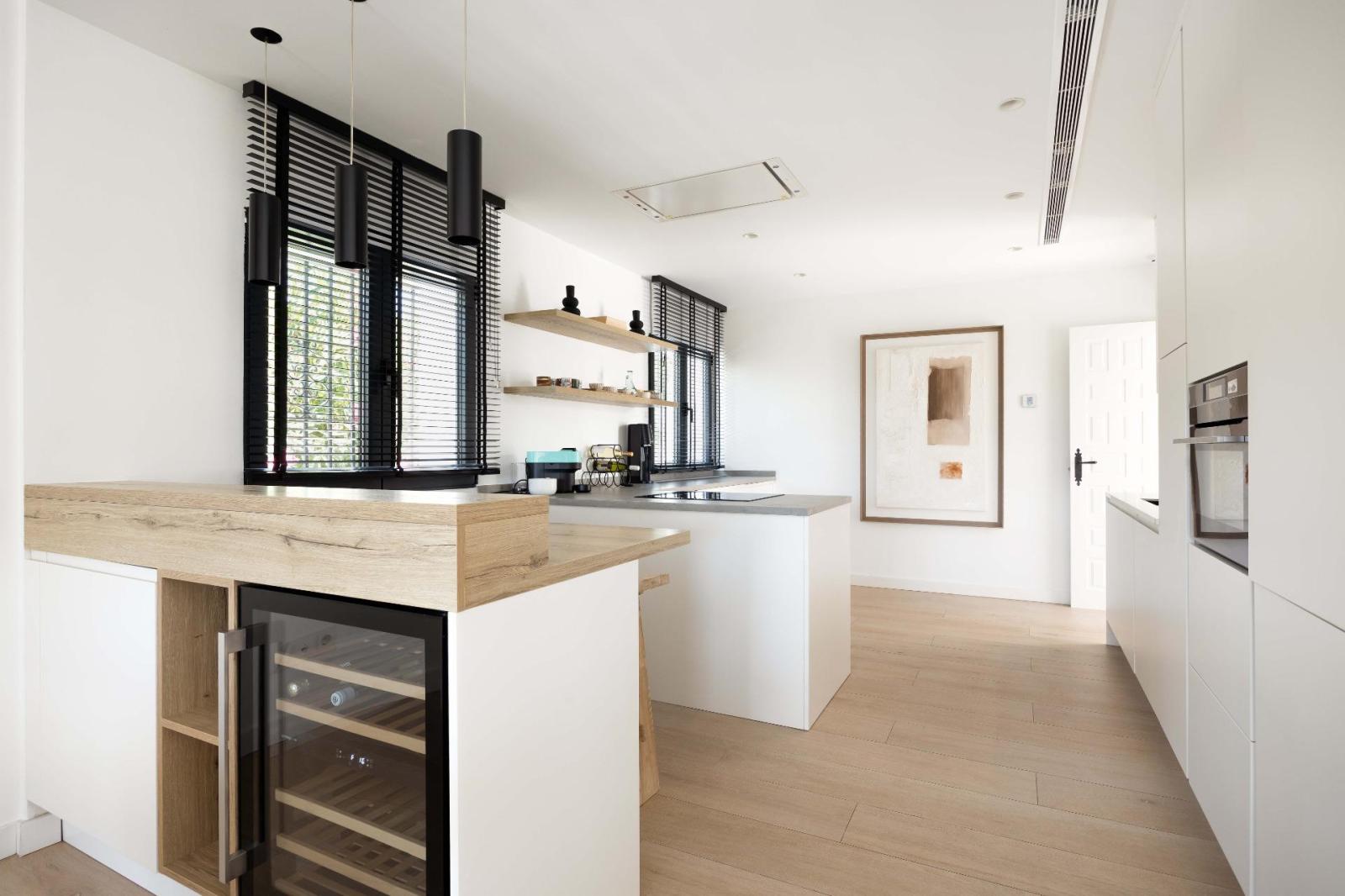Villa for Sale in Estepona