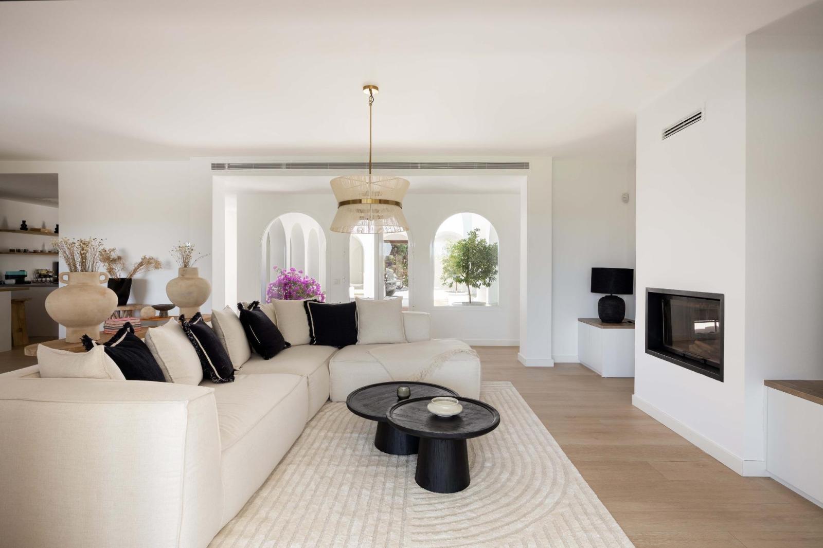Villa for Sale in Estepona