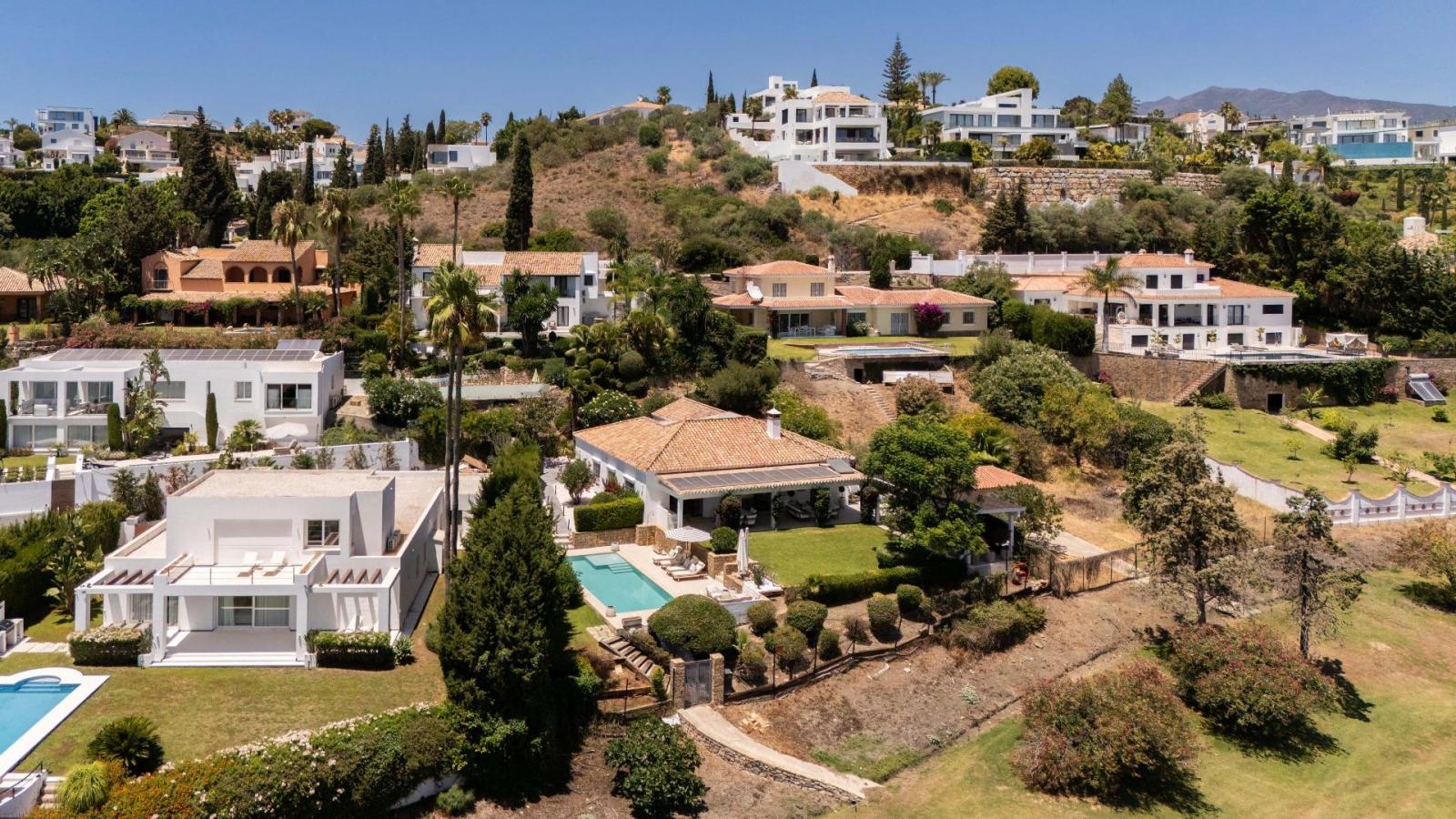 Villa for Sale in Estepona