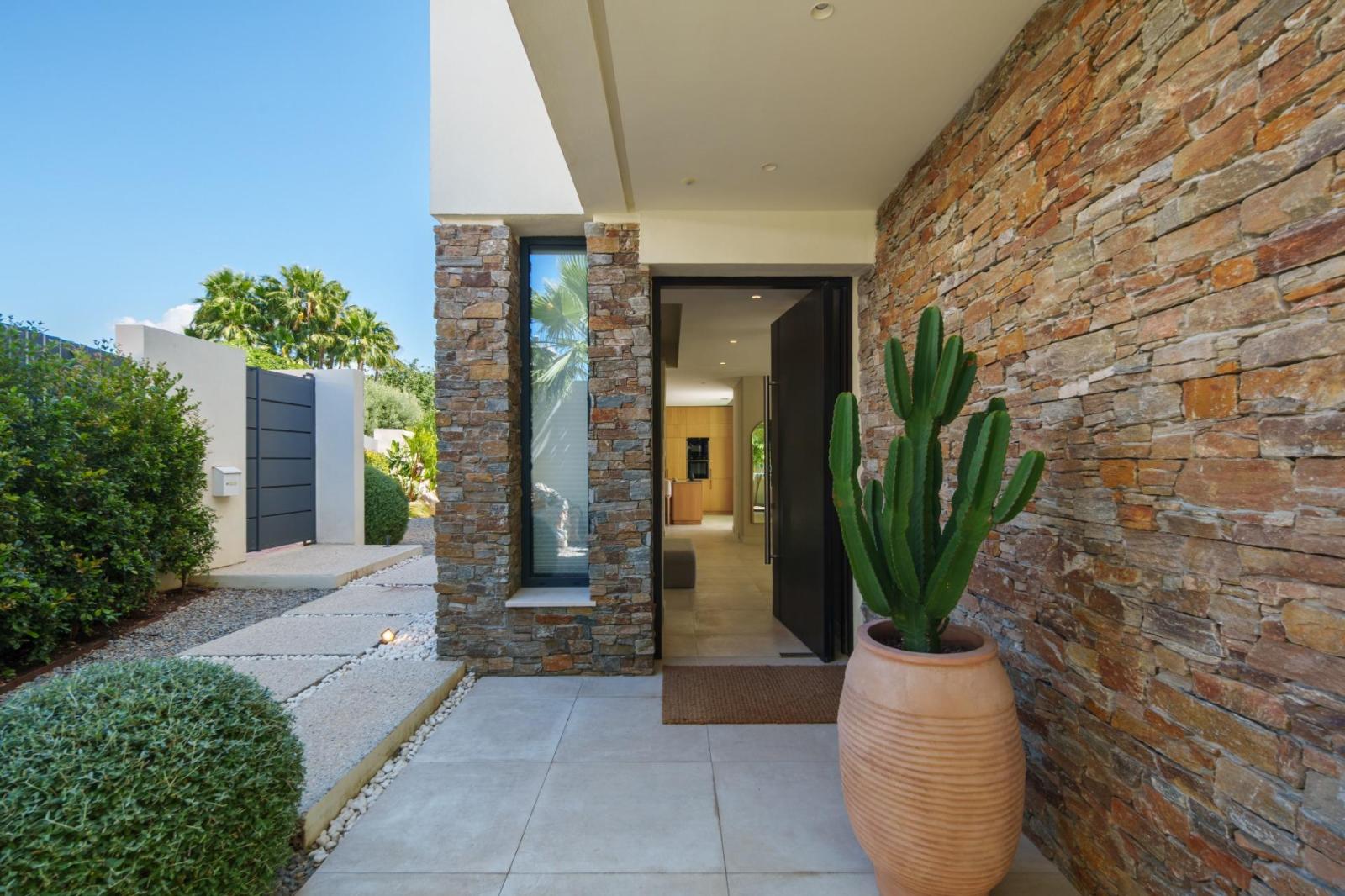 Villa for Sale in Estepona