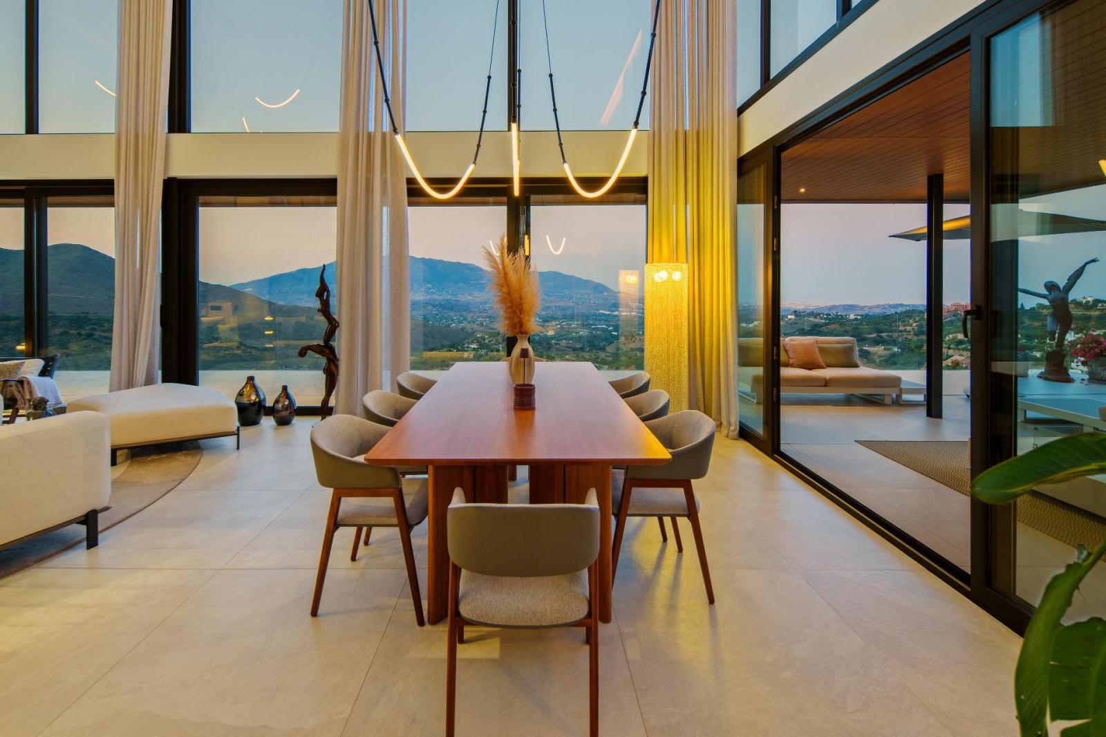 Villa for Sale in Ojén