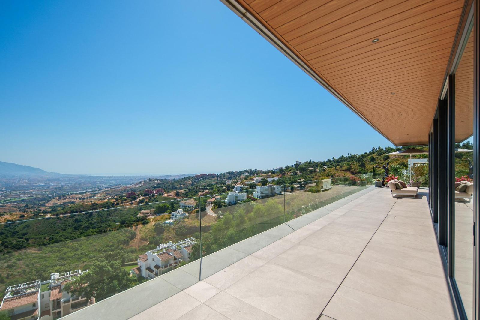 Villa for Sale in Ojén