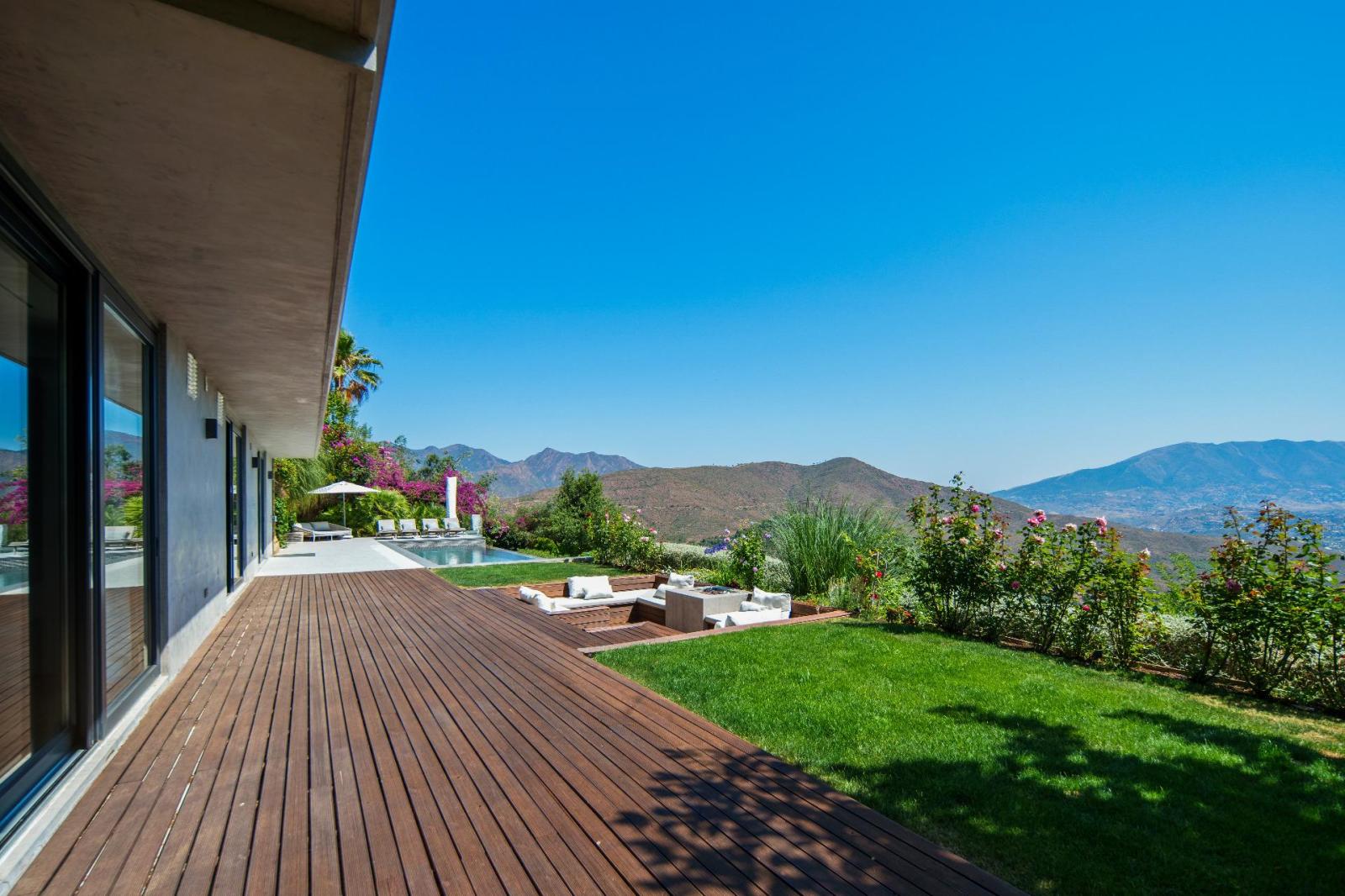 Villa for Sale in Ojén