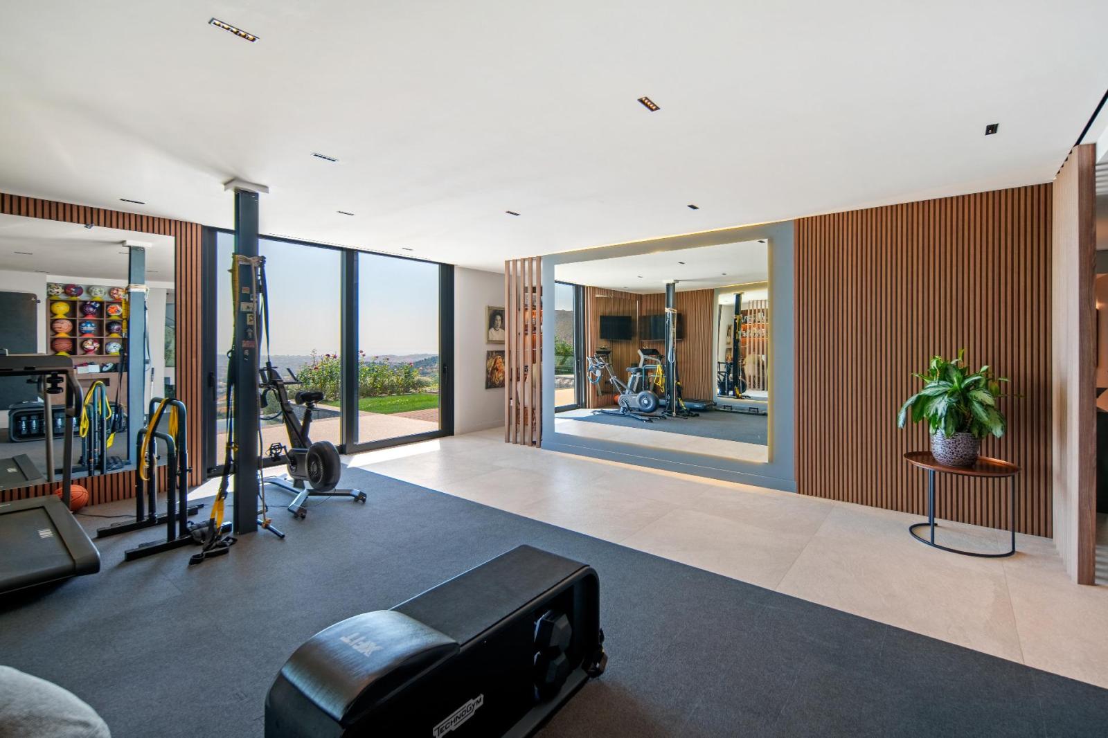 Villa for Sale in Ojén