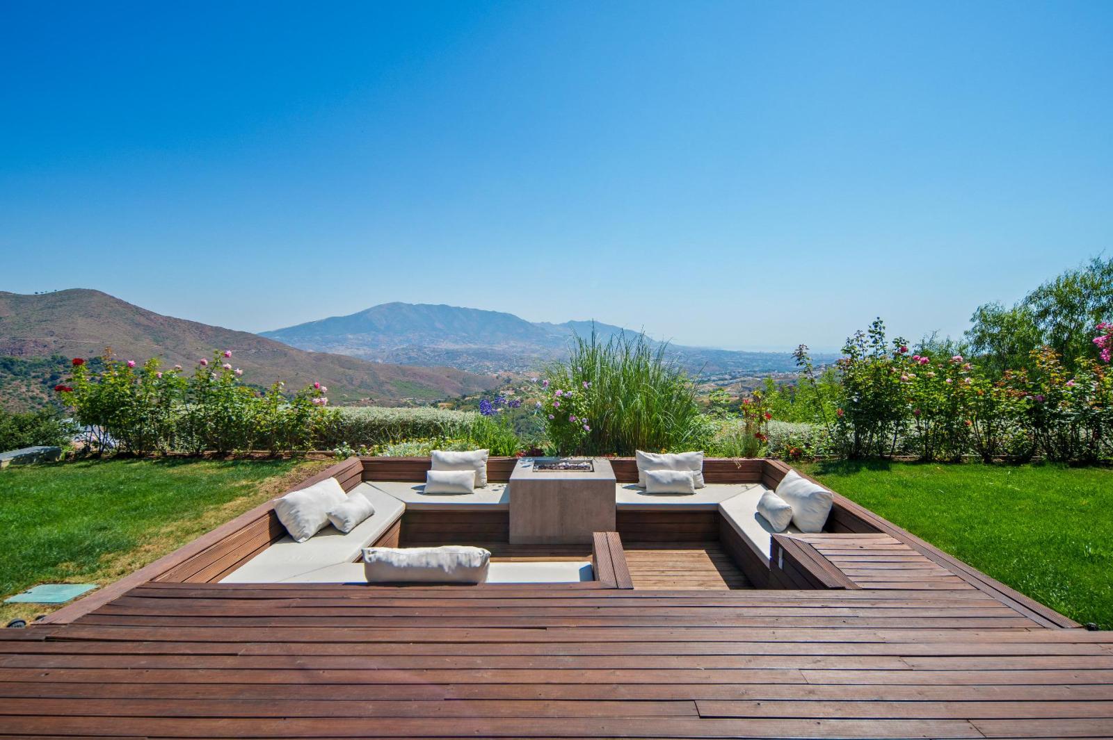 Villa for Sale in Ojén