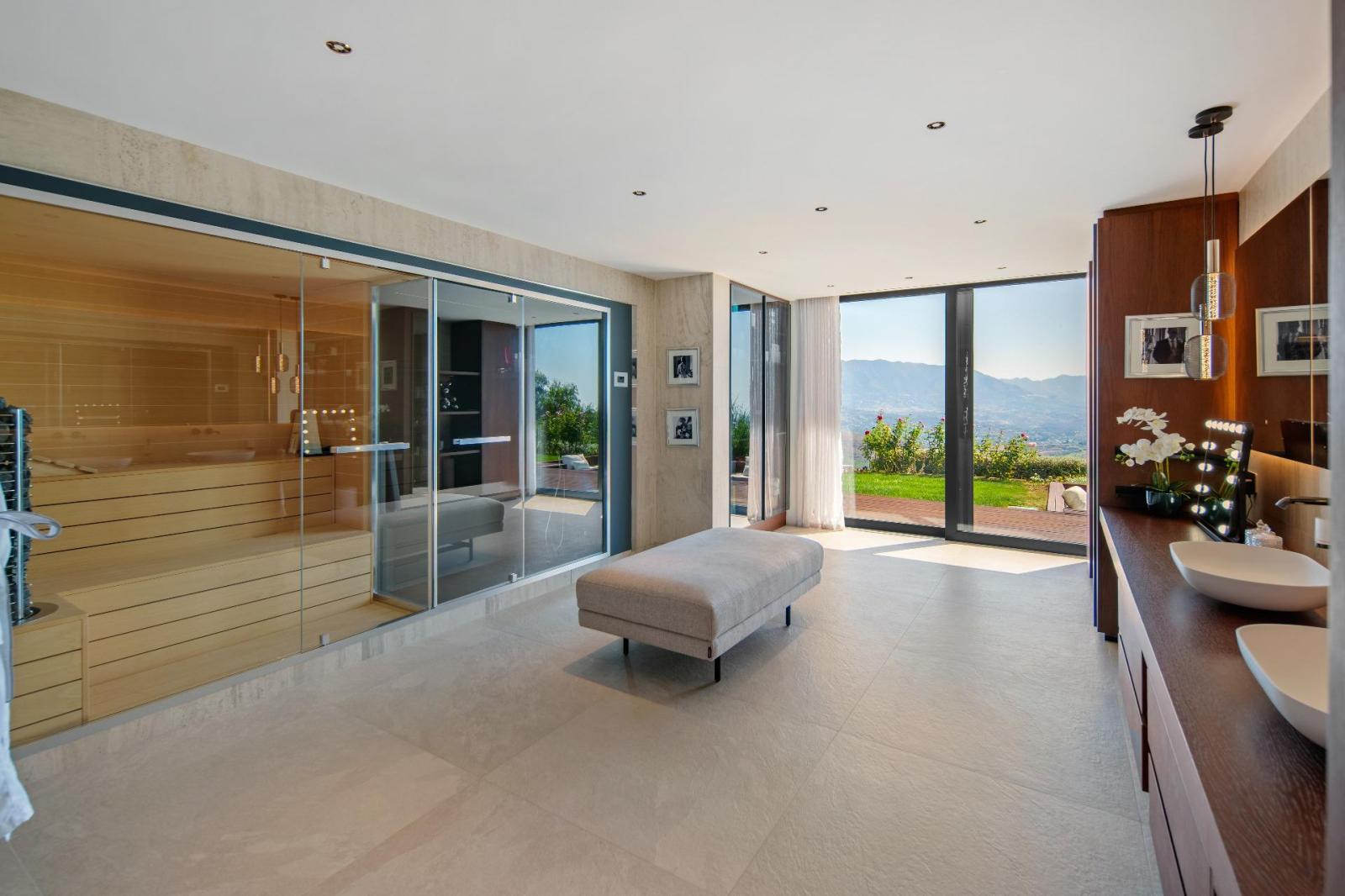 Villa for Sale in Ojén