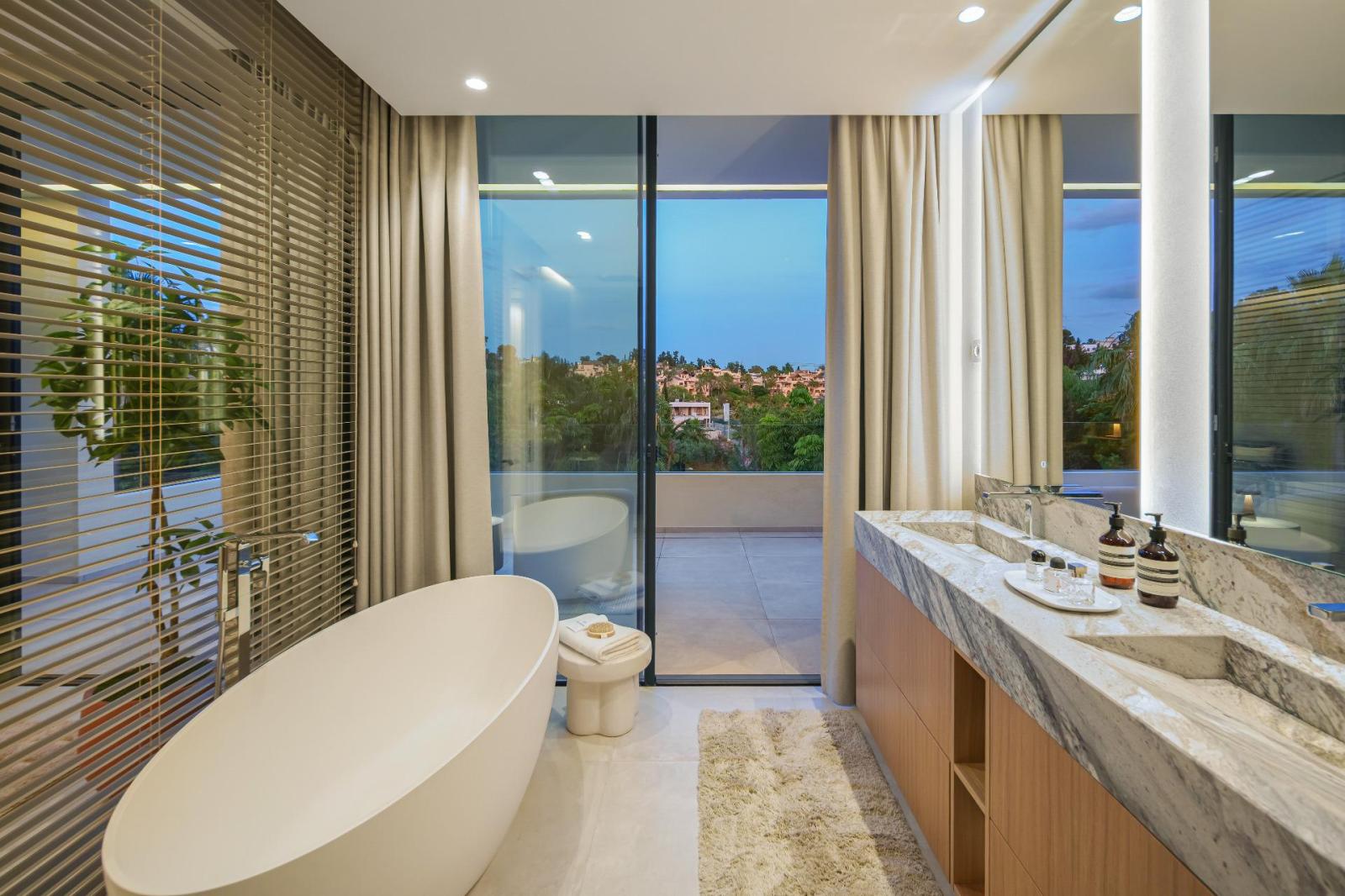 Villa for Sale in Estepona