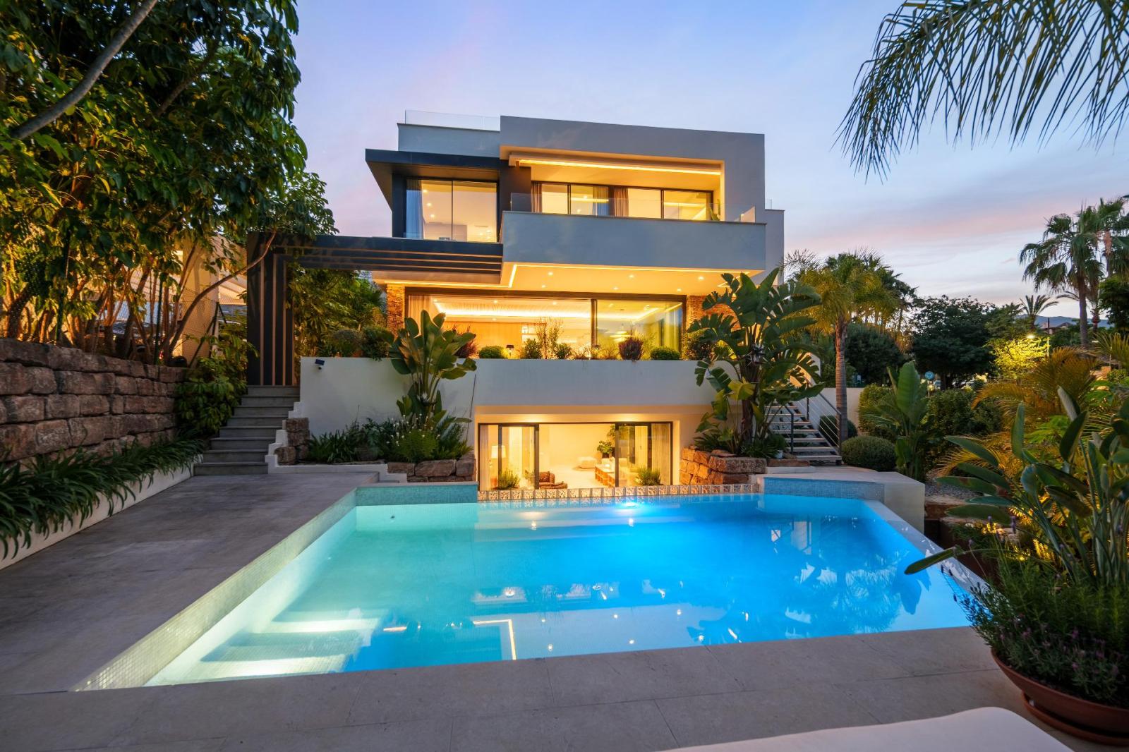 Villa for Sale in Estepona