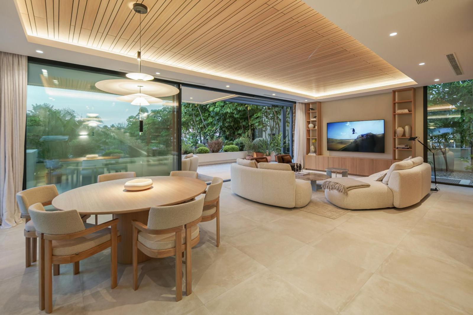 Villa for Sale in Estepona