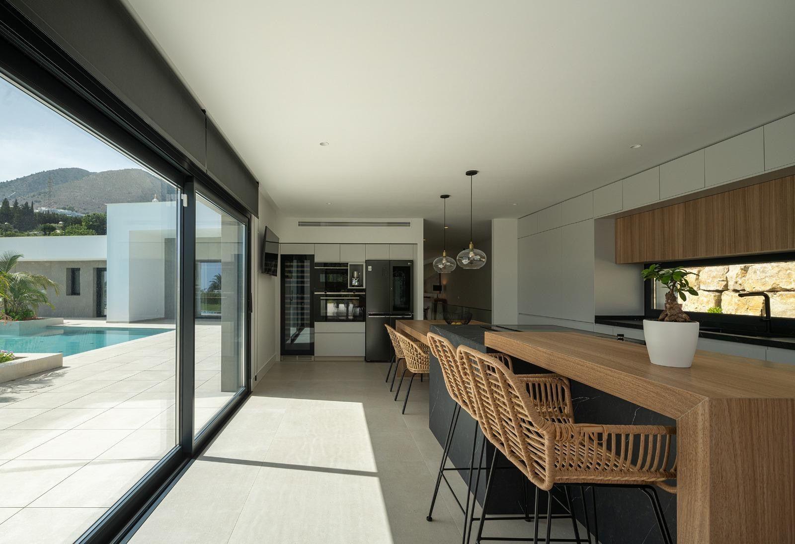 Villa for Sale in Benalmádena
