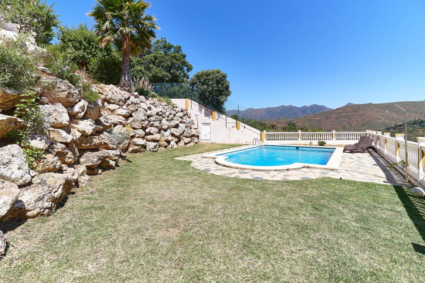 Villa en Venta en Ojén