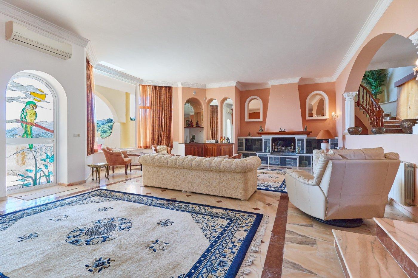 Villa en Venta en Ojén