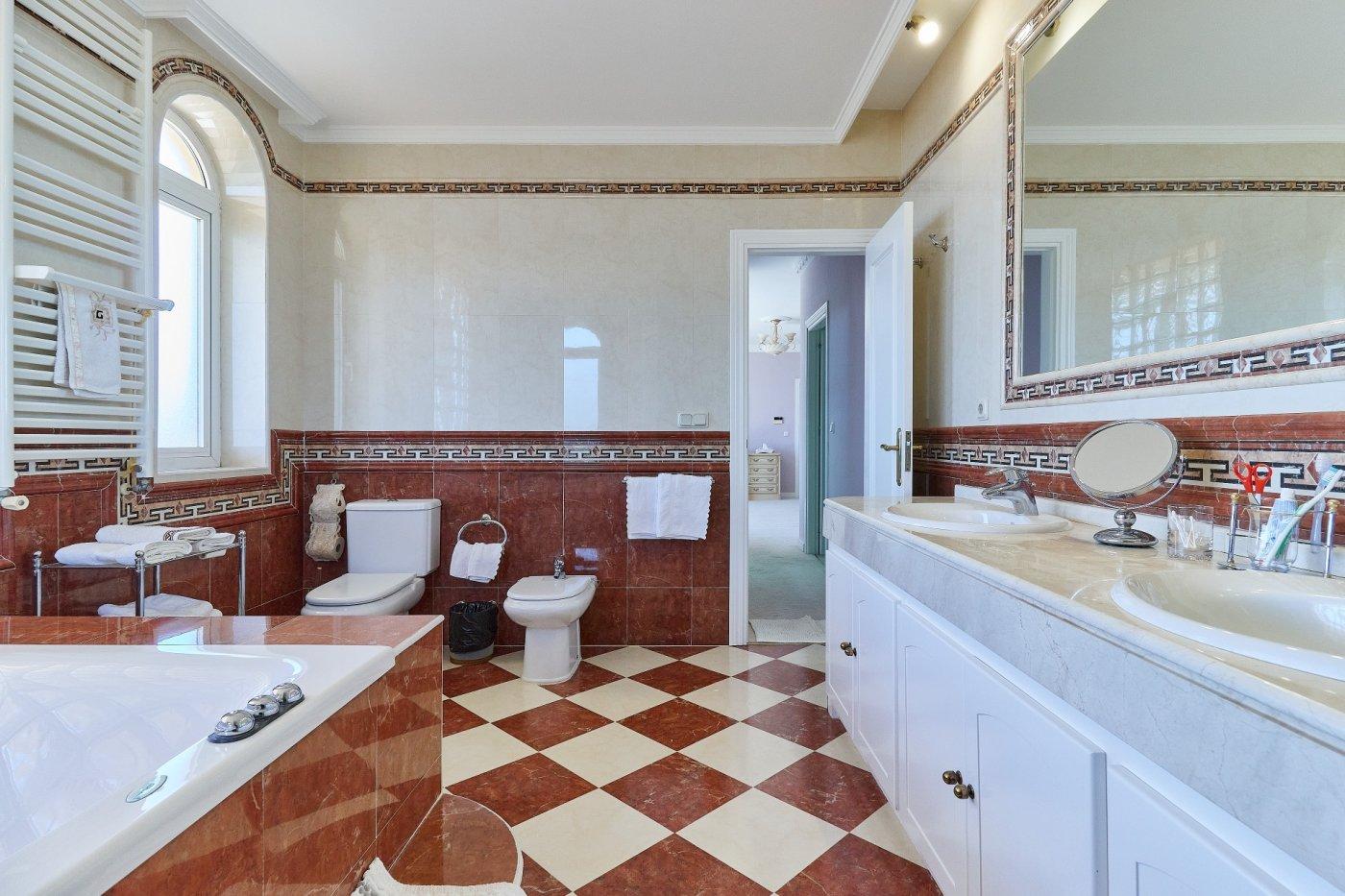 Villa en Venta en Ojén