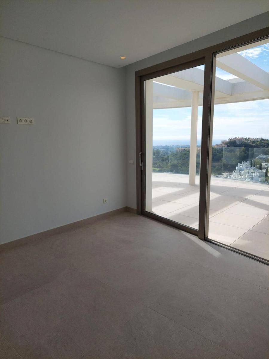 Penthouse for Sale in Benahavís