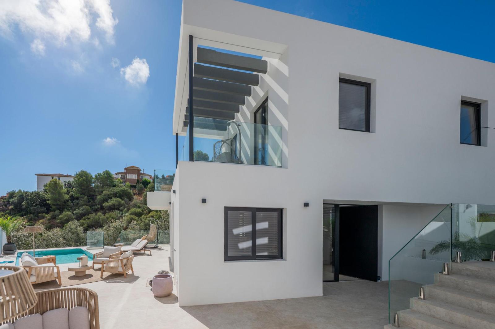 Villa for Sale in Benalmádena