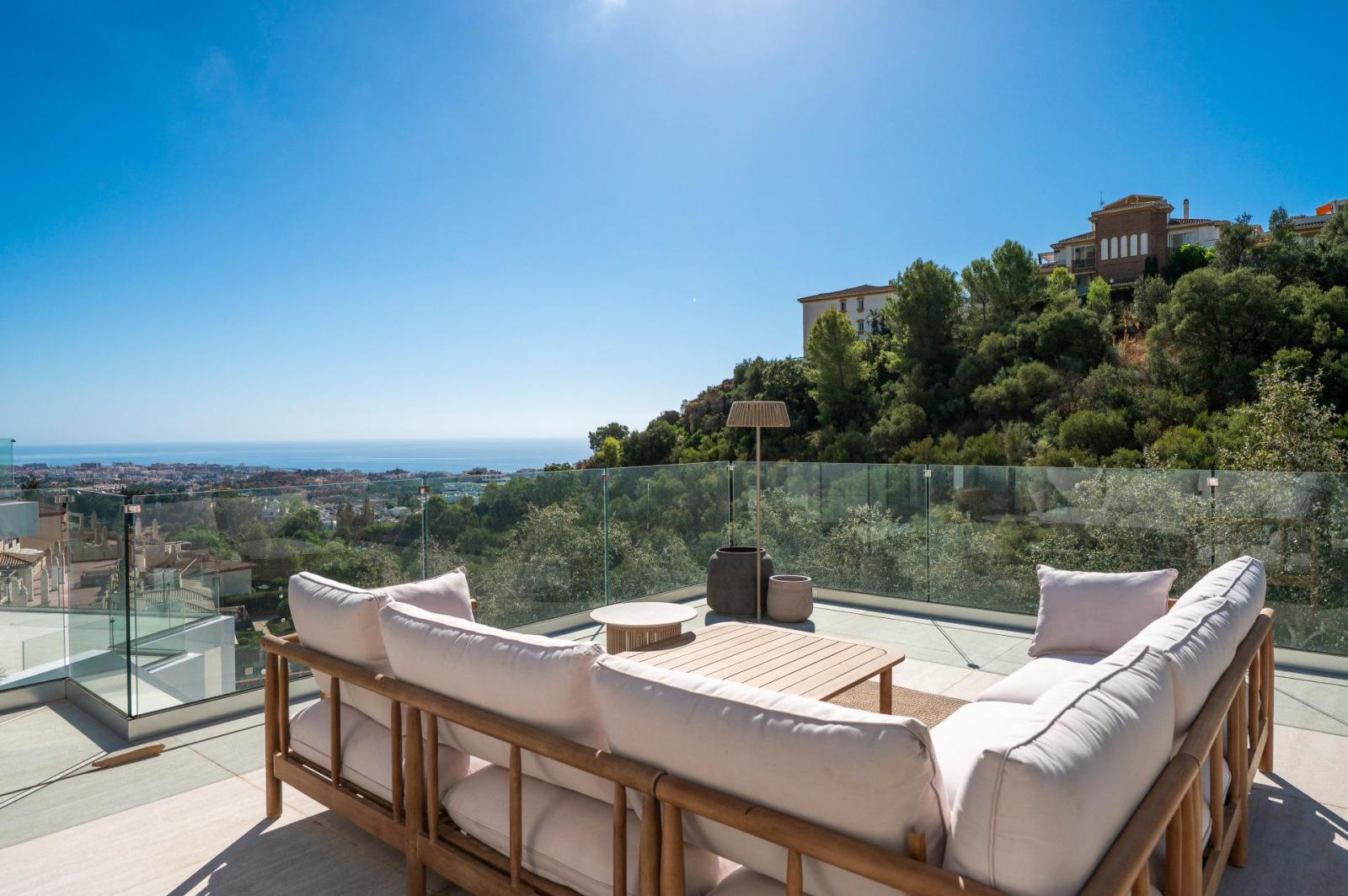 Villa for Sale in Benalmádena