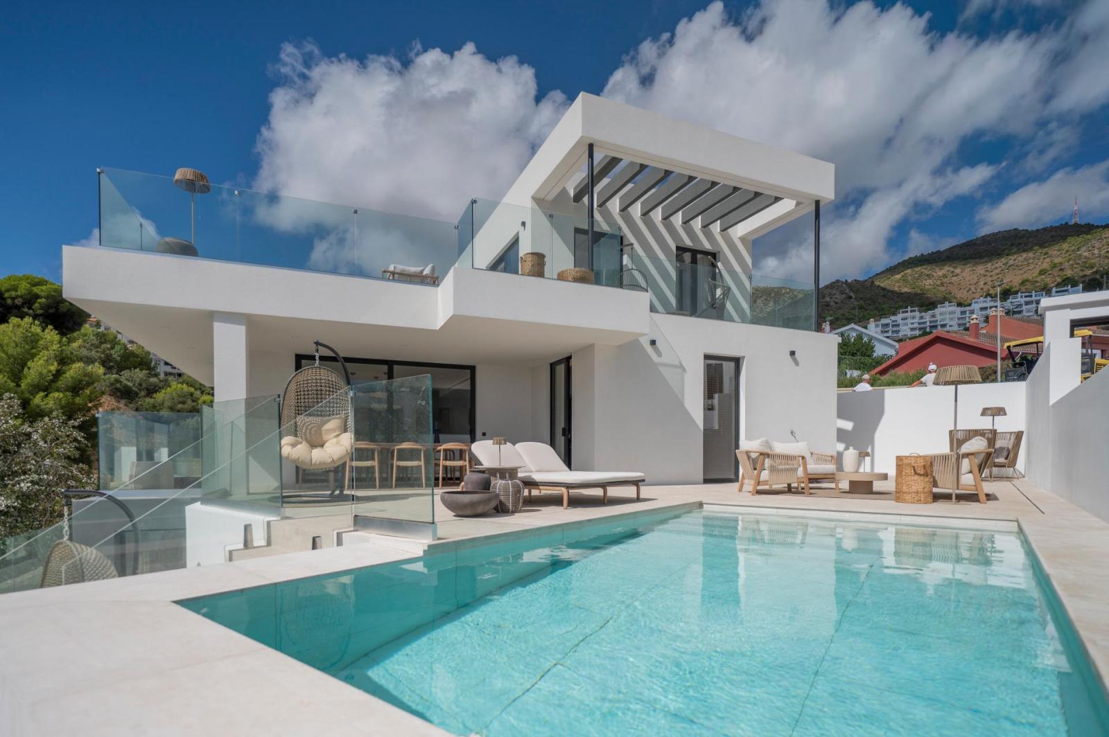 Villa for Sale in Benalmádena