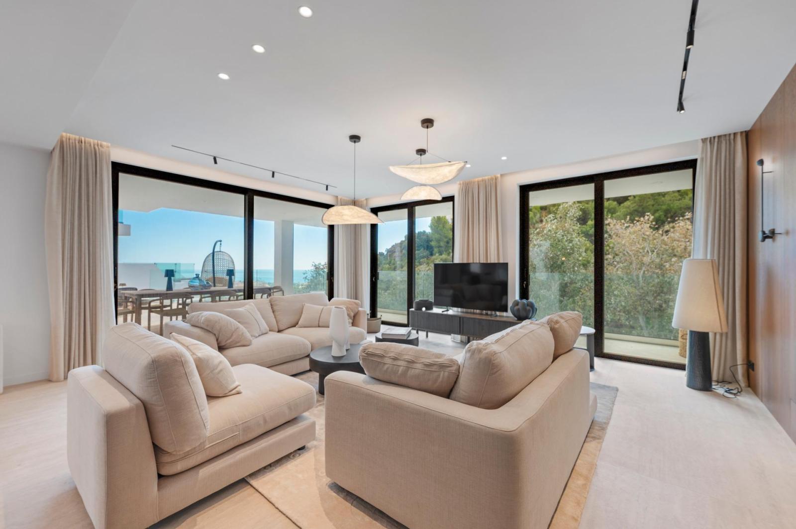 Villa for Sale in Benalmádena