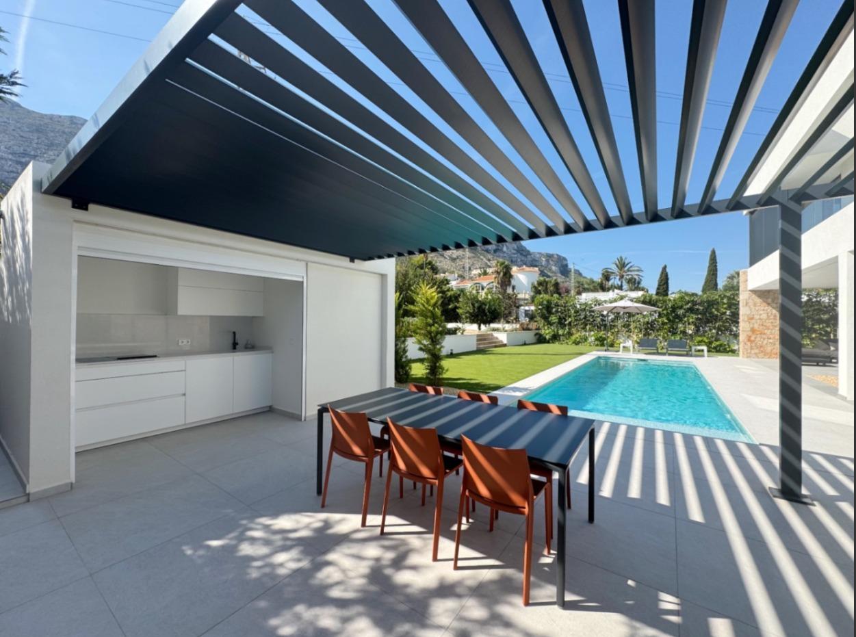 Villa for Sale in Dénia