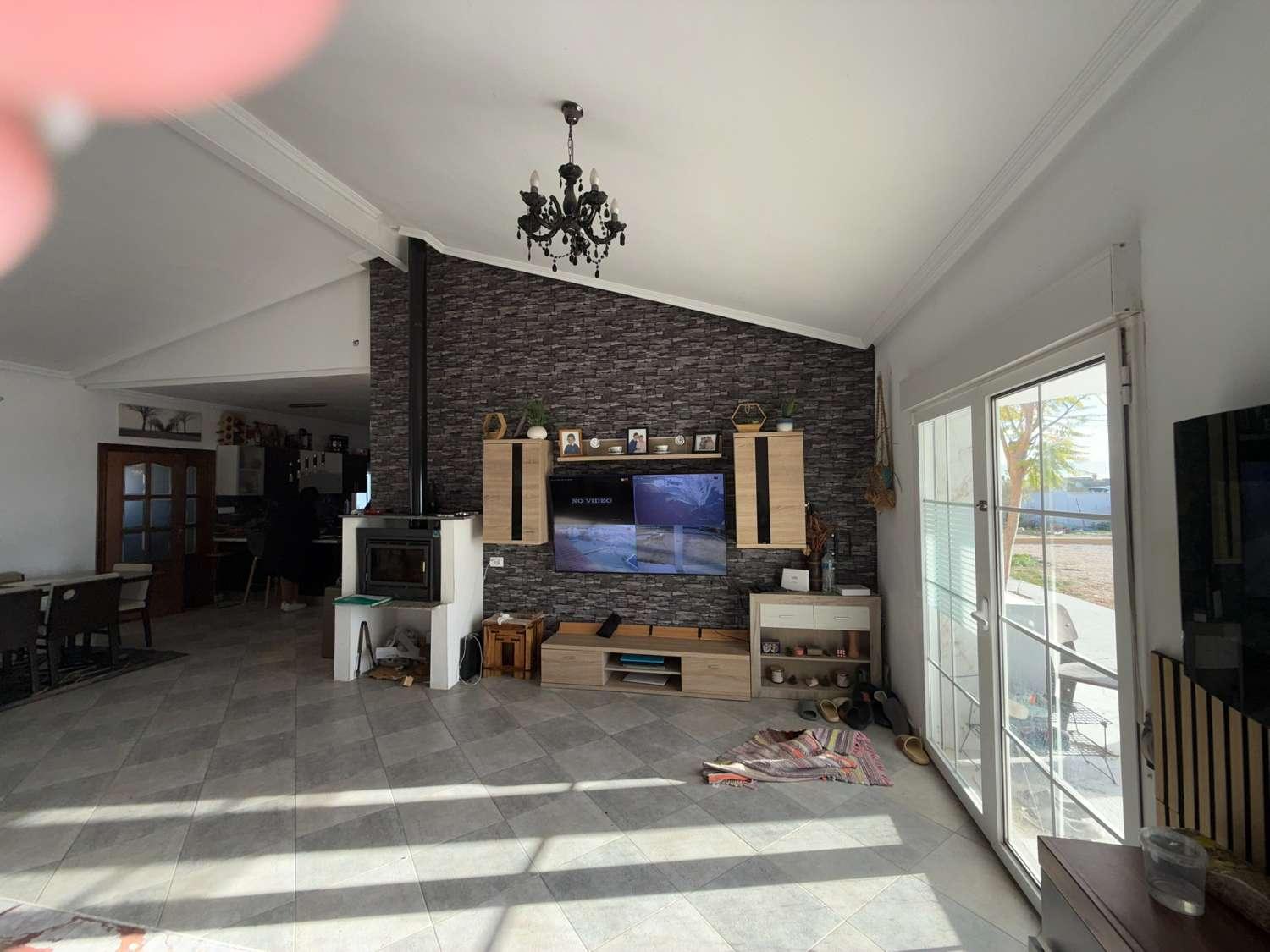 Casa en Venta en Crevillent