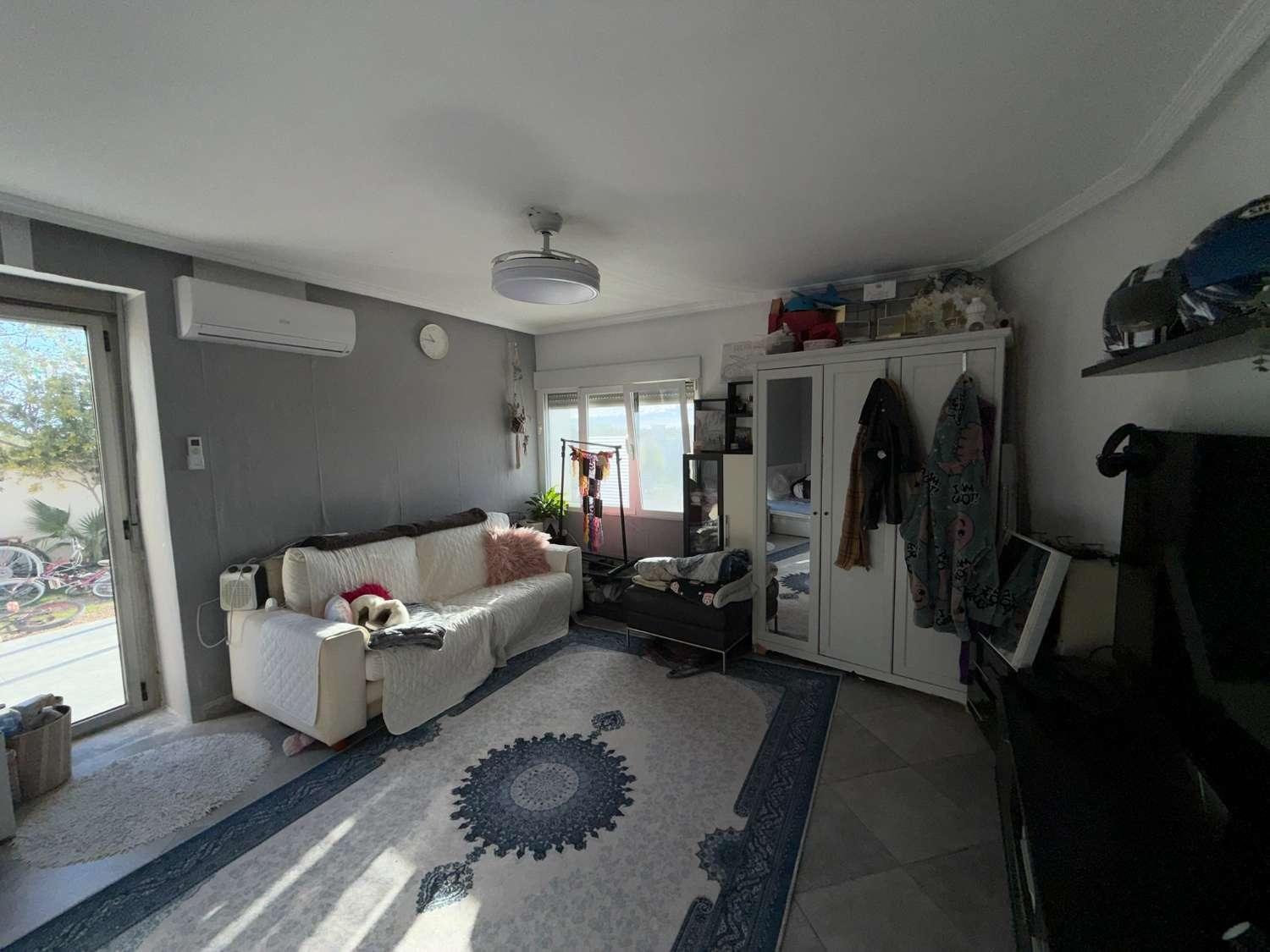 Casa en Venta en Crevillent