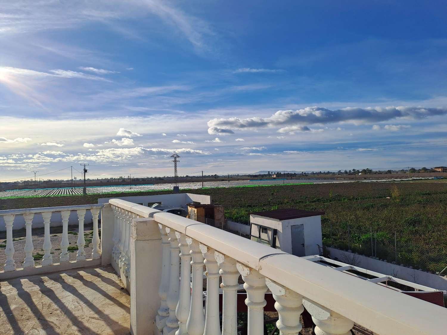 Casa en Venta en Crevillent