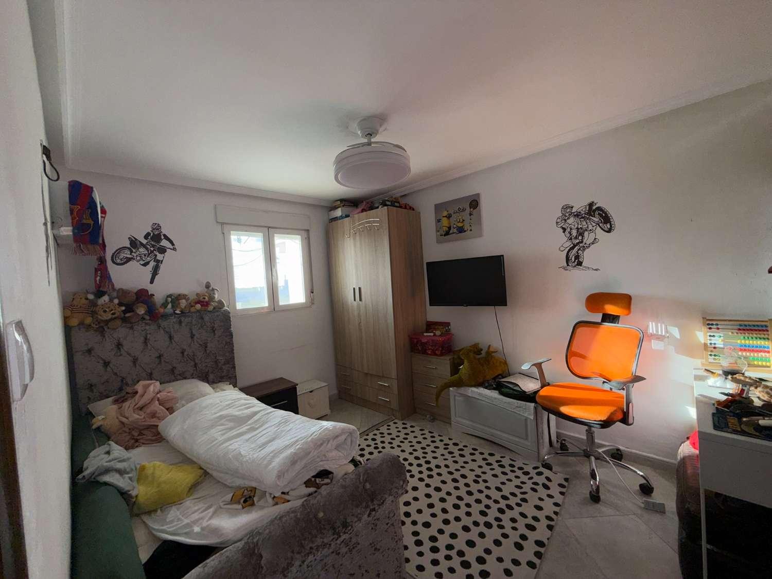 Casa en Venta en Crevillent