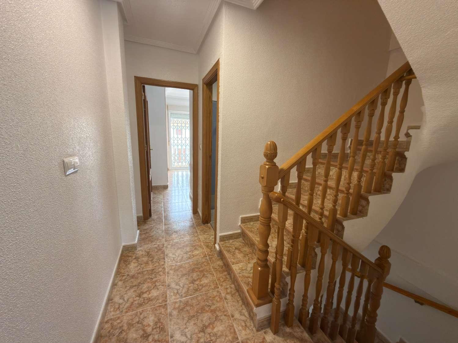 Pareado en Venta en Catral