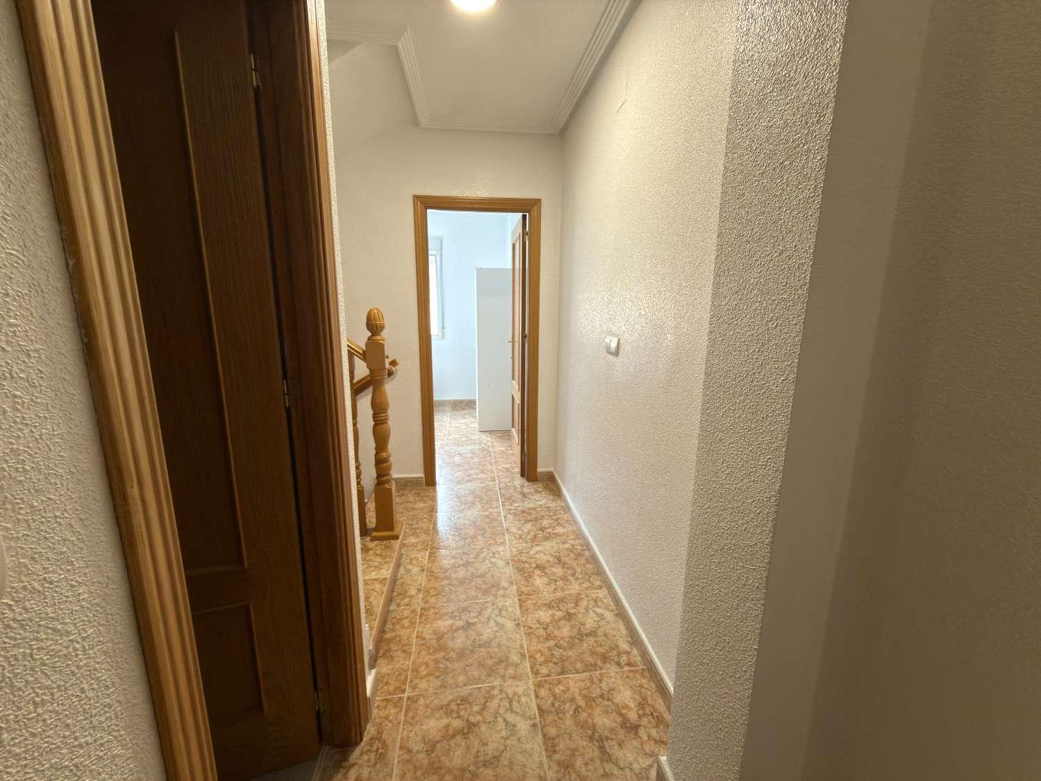Pareado en Venta en Catral