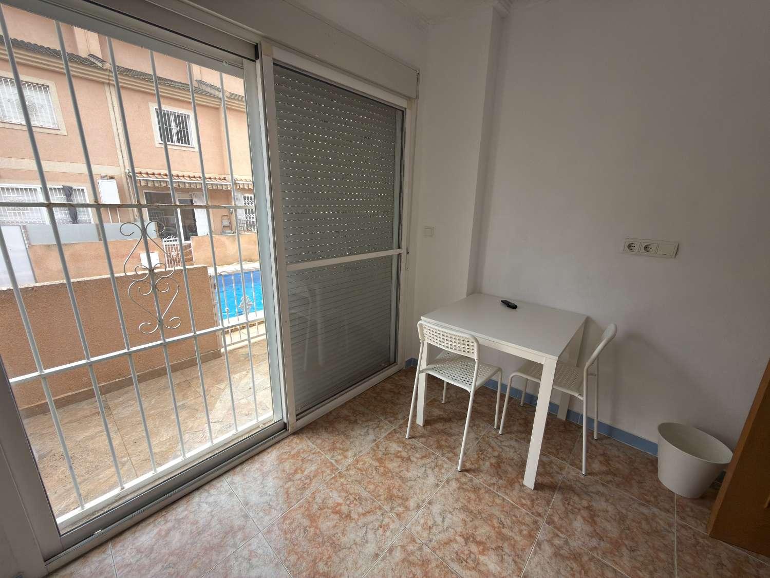 Pareado en Venta en Catral