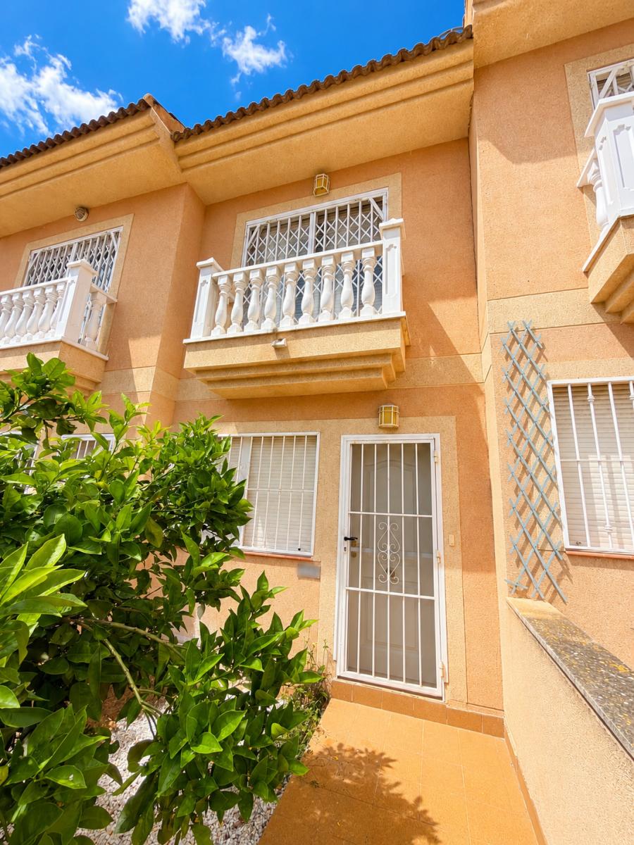 Pareado en Venta en Catral