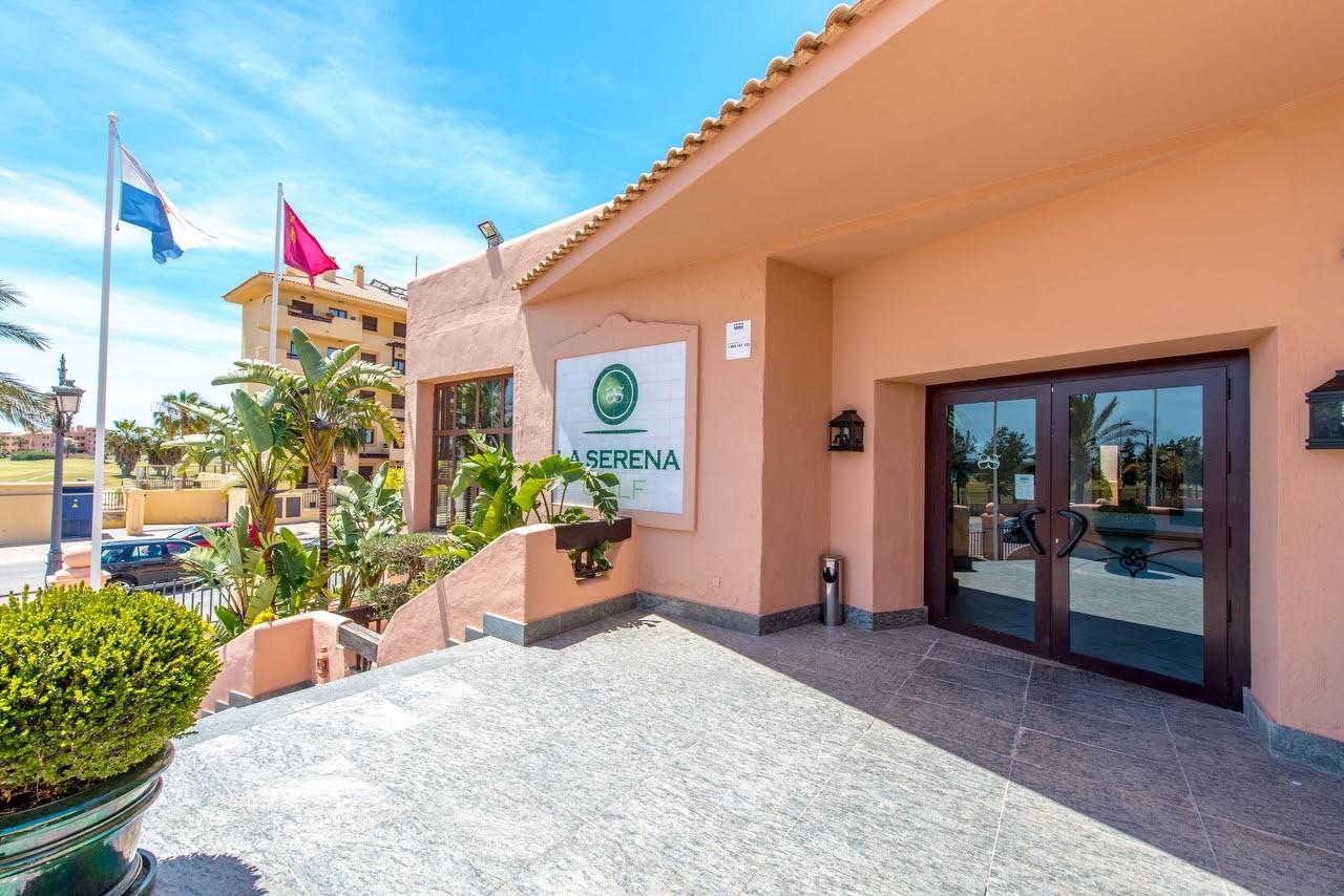 Villa for Sale in Los Alcázares