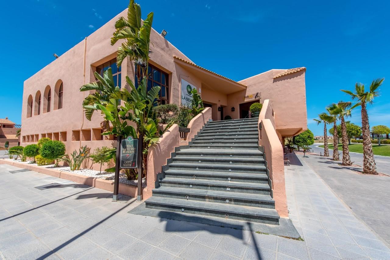 Villa for Sale in Los Alcázares