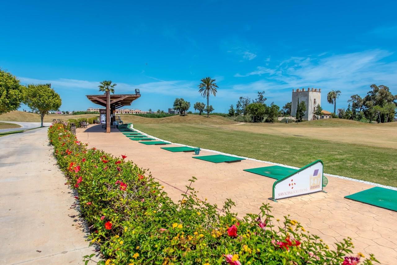 Villa for Sale in Los Alcázares