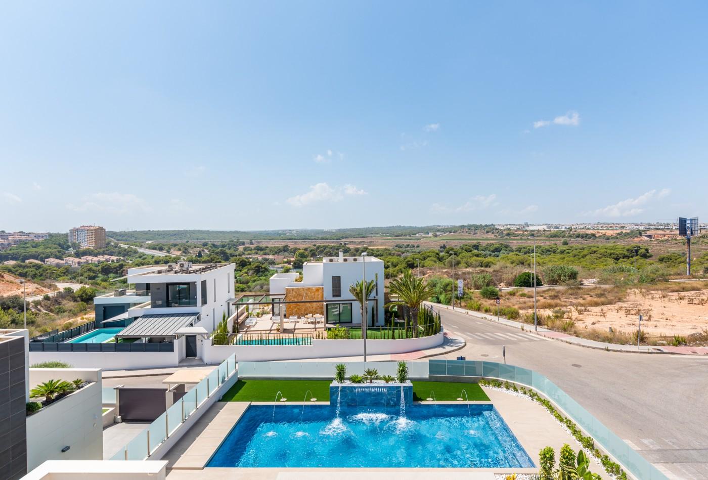 Villa en Venta en Orihuela