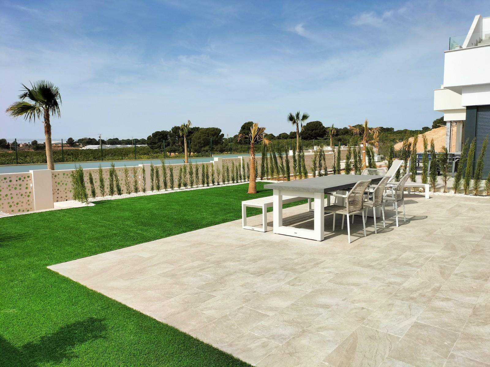 Villa en Venta en Pilar de la Horadada