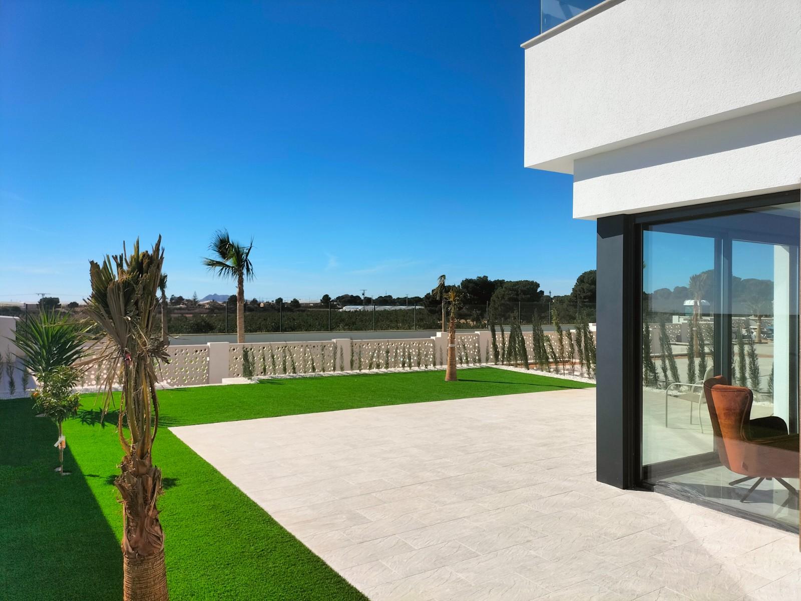 Villa en Venta en Pilar de la Horadada