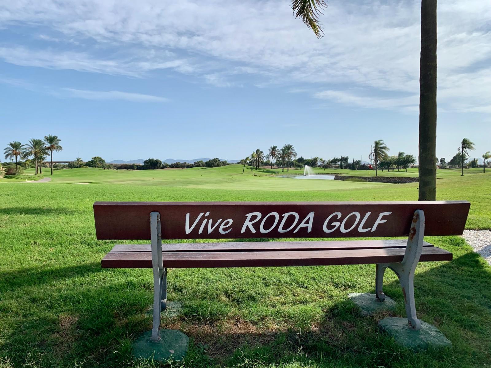 Villa for Sale in Los Alcázares