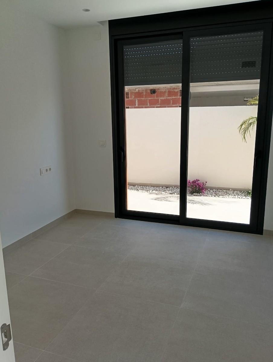 Villa en Venta en Pilar de la Horadada
