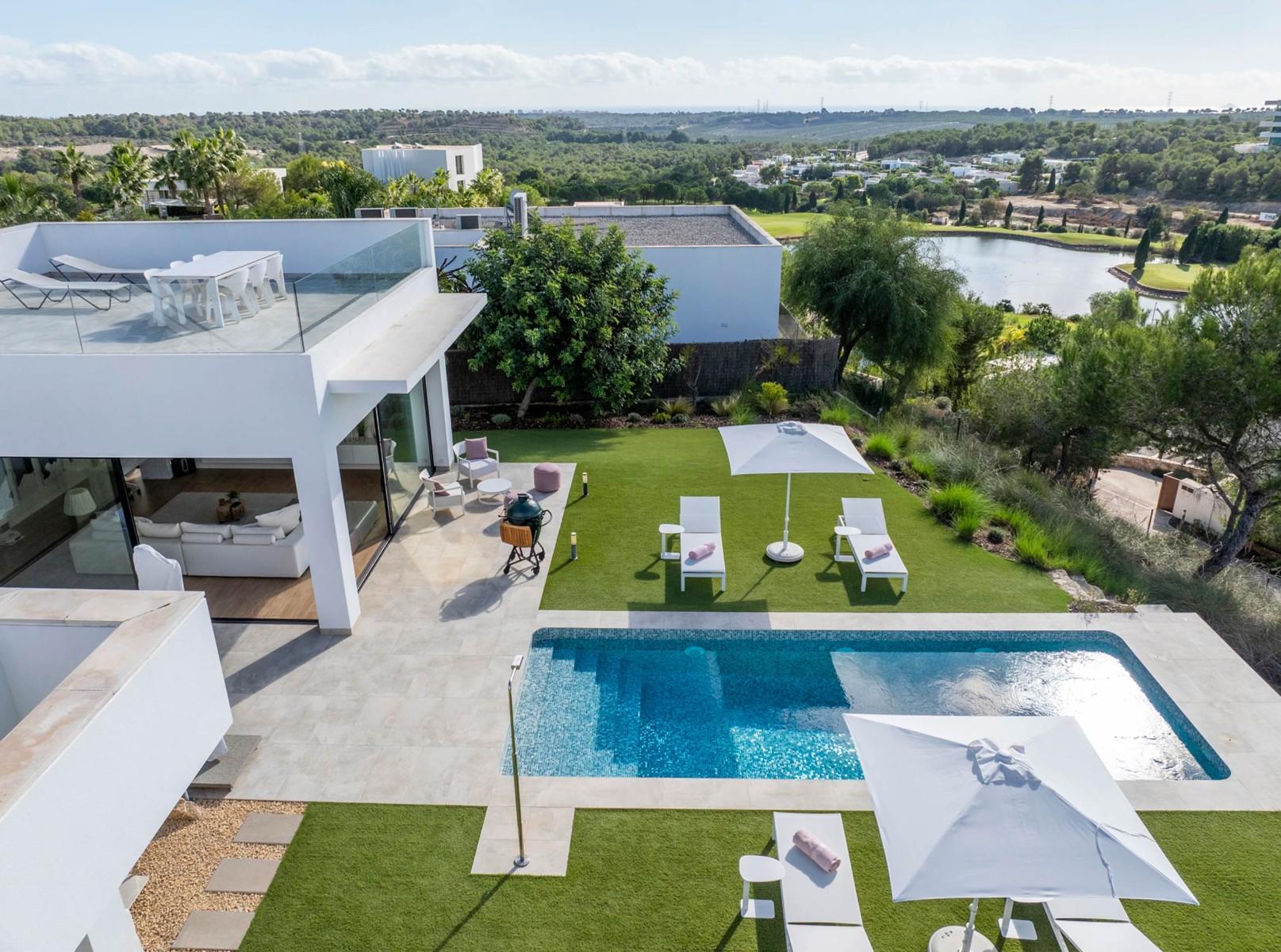 Villa en Venta en Orihuela