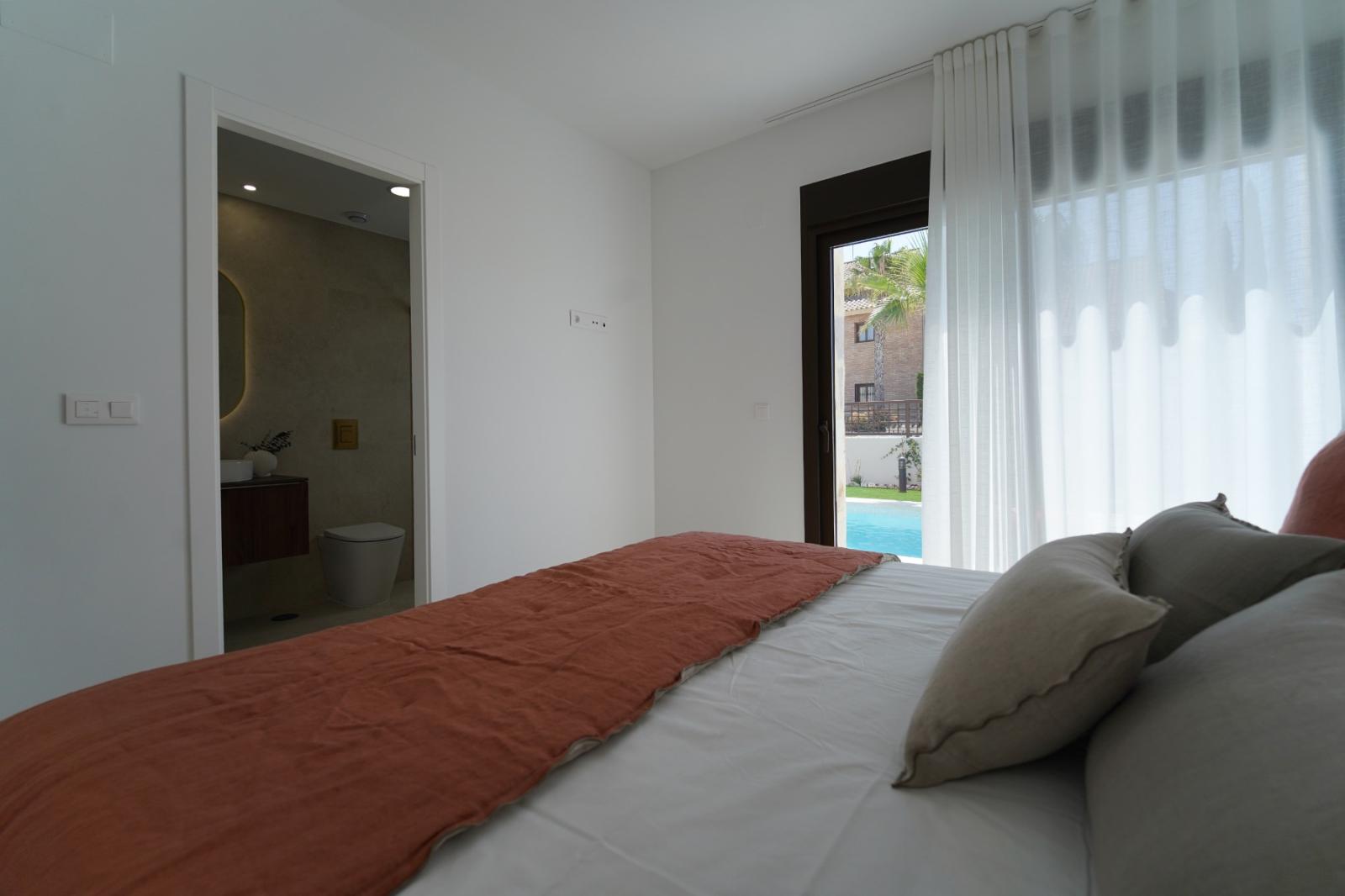 Villa for Sale in Algorfa