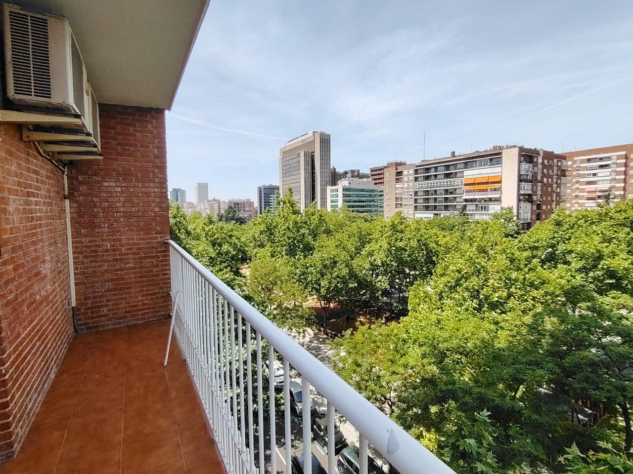 Flat for Sale in Madrid