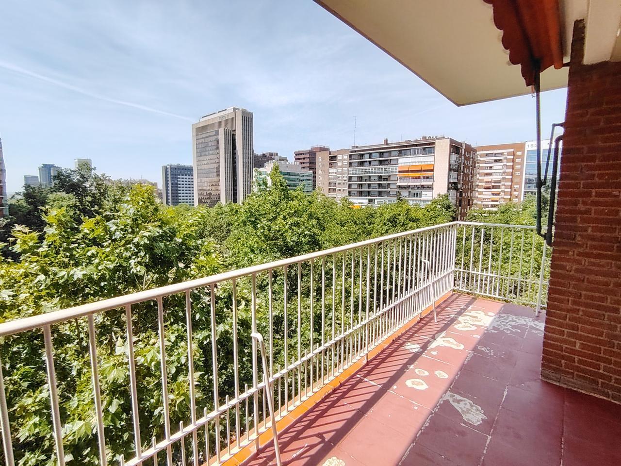 Flat for Sale in Madrid