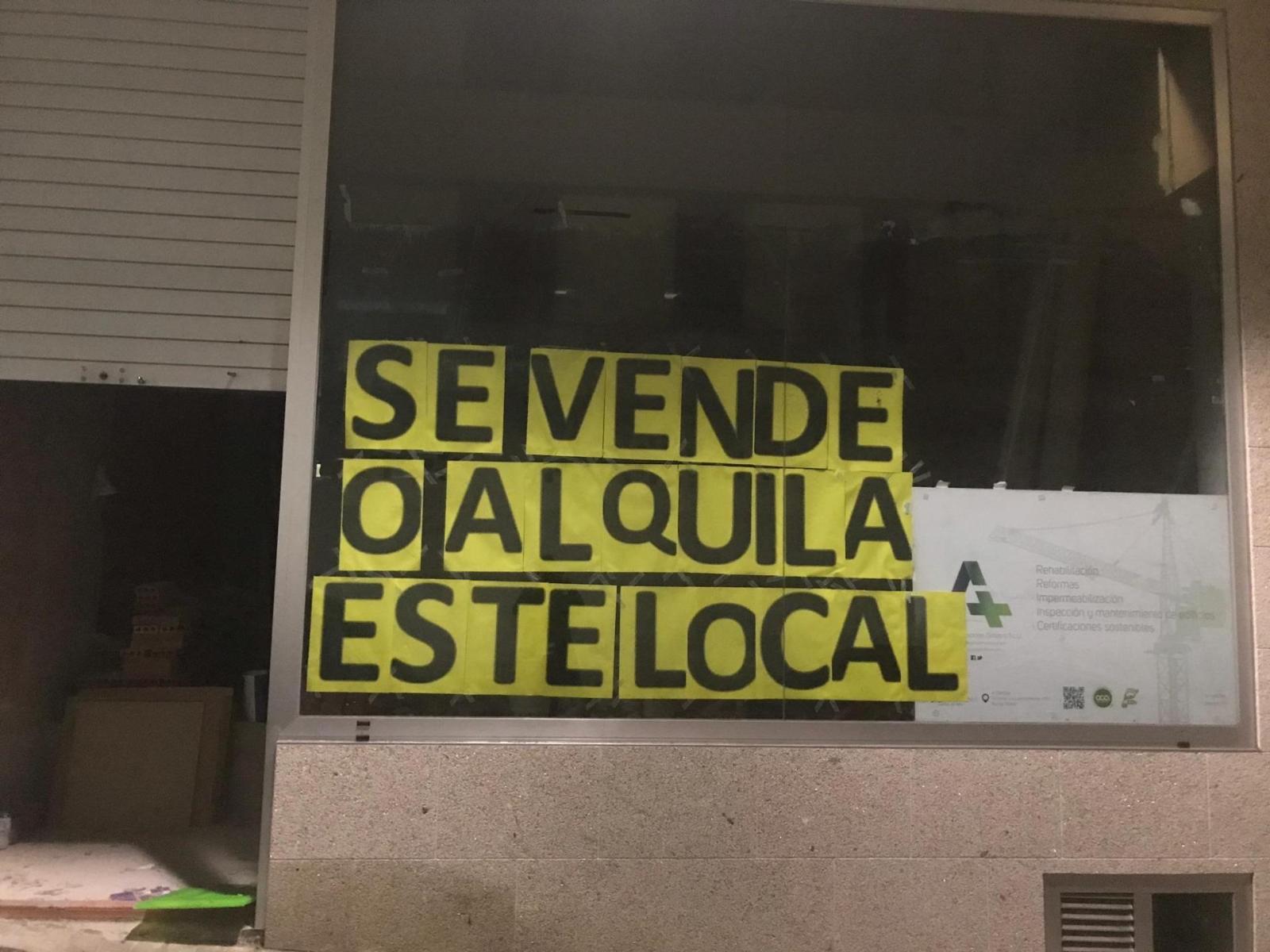 Local en Venta en Ribeira