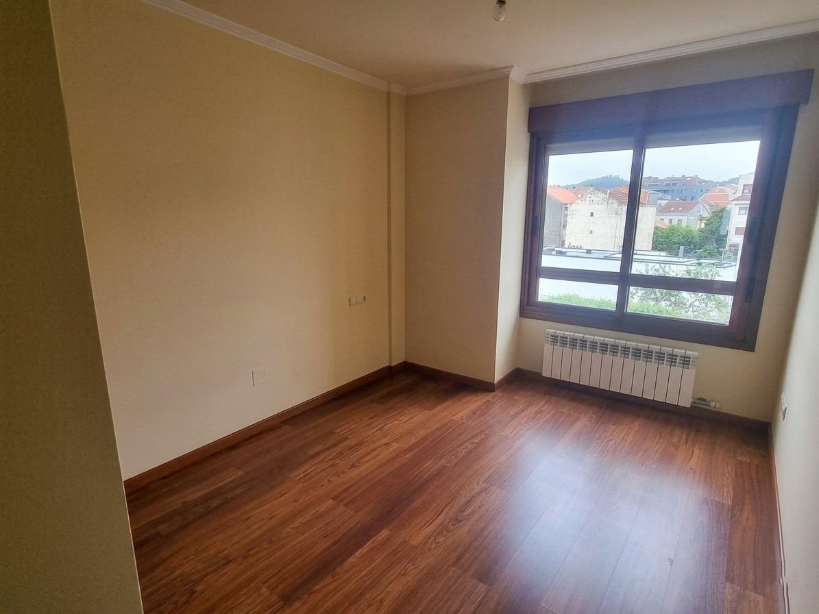 Flat for Sale in Vilagarcía de Arousa
