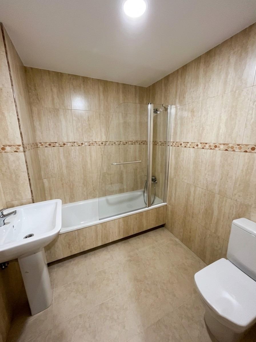 Flat for Sale in Pontecesures