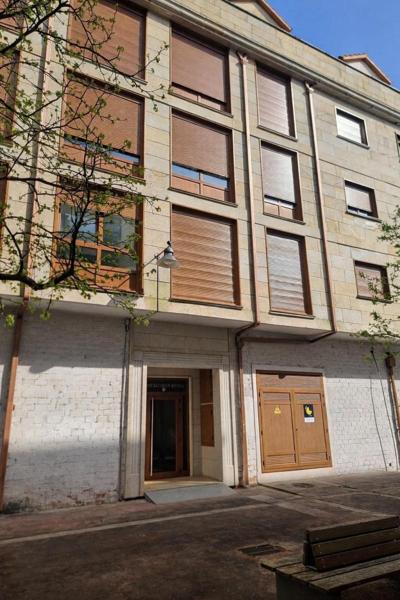 Flat for Sale in Pontecesures