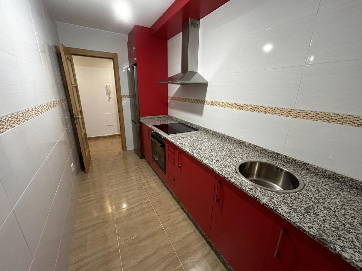 Flat for Sale in Pontecesures